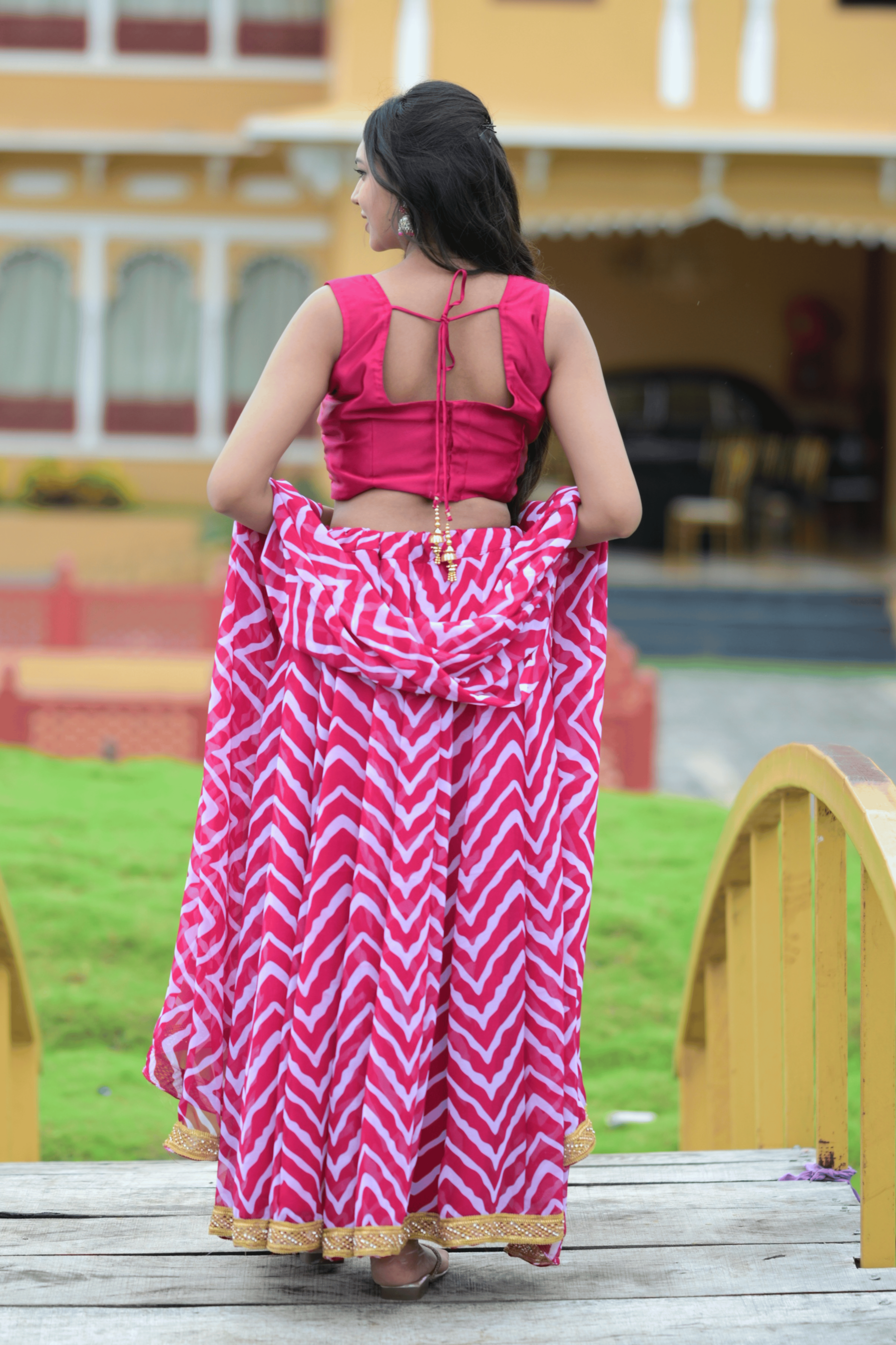 Meher Gulnaar Bandhej Lehenga Set