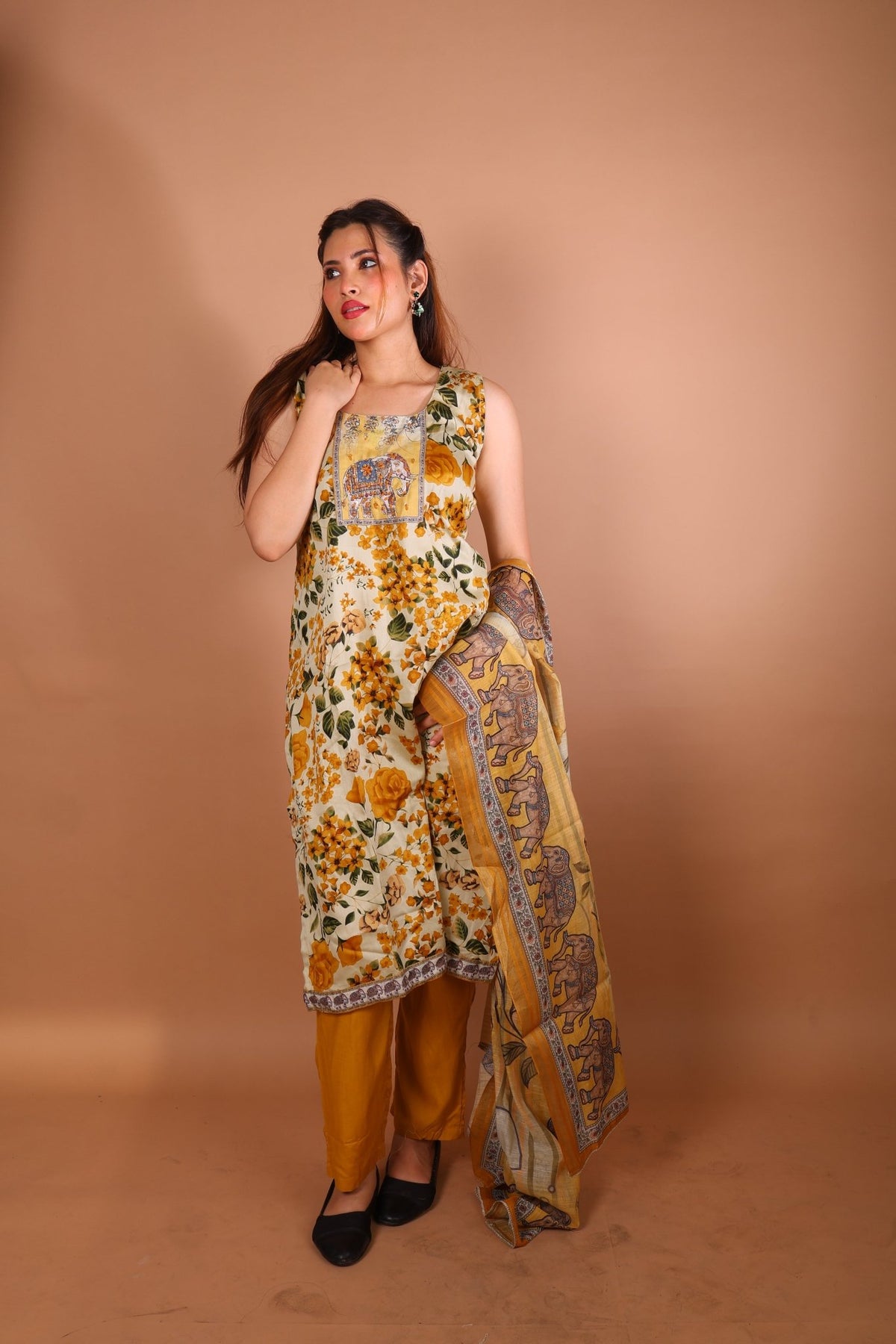 Golden Bloom Suit - Sukkoon Clothing