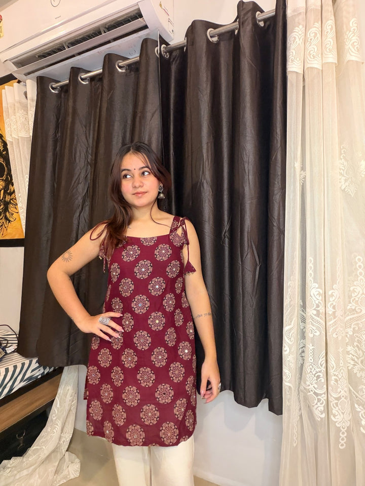 Maroon Main Character Kurti - Sukkoon Clothing