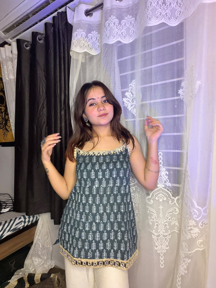 Midnight Bloom Mirror Kurti - Sukkoon Clothing